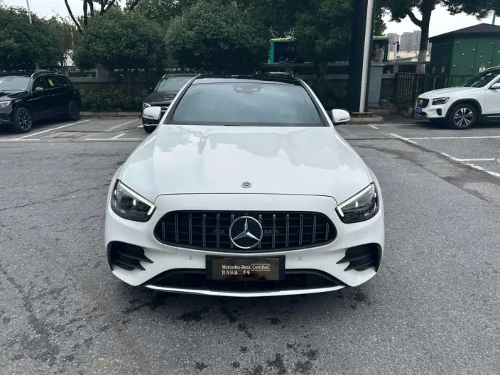 Mercedes-Benz E-Class 2021 Model E 300 L Noble Model Sports sedan – фото 2