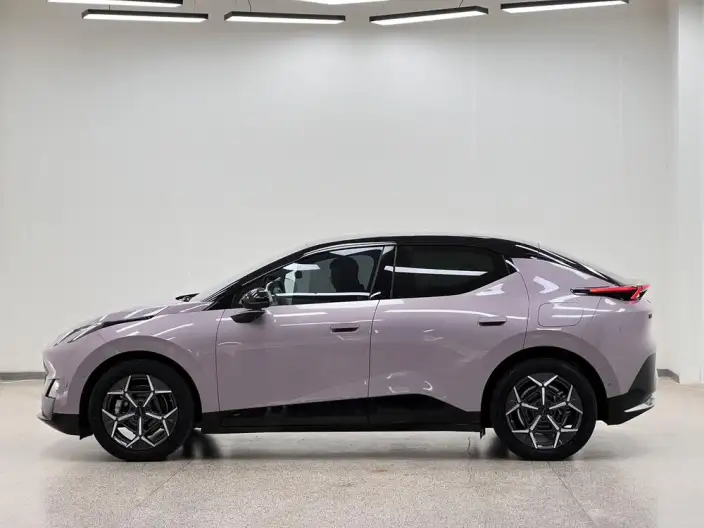 Lynk & Co 20 2025 Model Z20 530km Rear Drive Max – фото 4