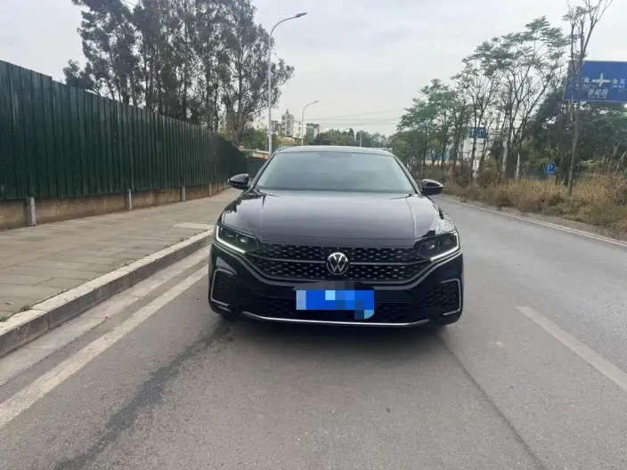 Volkswagen Passat 2022 Model 330TSI Starry sky Elite Edition – фото 2