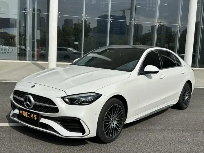 Mercedes-Benz C-Class 2023 Model C 260 L Sports Edition – фото 1