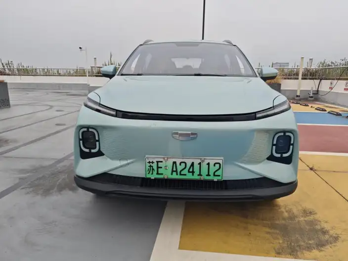 Geely Geometry E Firefly 2024 Model 301KM Xingguang – фото 2