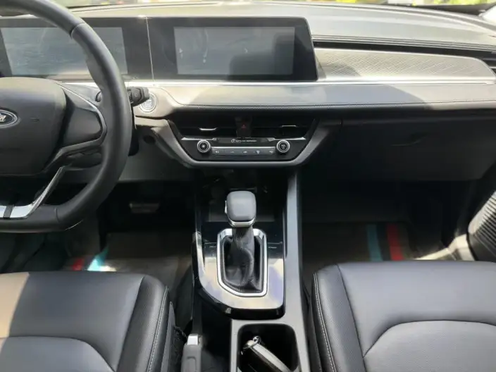 Ford Escort 2021 Model 1.5L Automatic Diamond Edition – фото 8