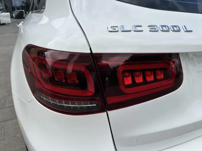 Mercedes-Benz GLC 2021 Model GLC 300 L 4MATIC Dynamic Model – фото 10