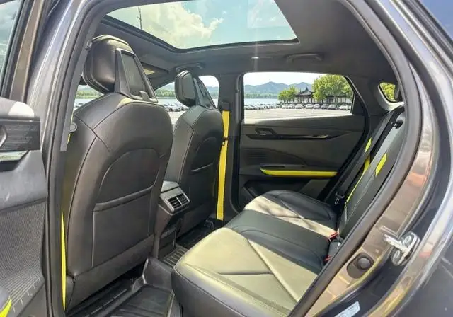 Changan UNI-V 2023 Model 1.5T Sports Edition – фото 10