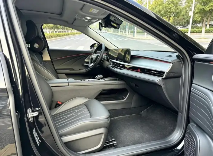 Chery Arrizo 8 2022 Model 1.6TGDI DCT Shang – фото 6