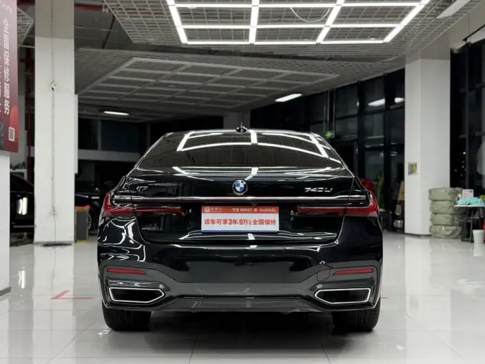 BMW 7 Series 2021 Model 730Li M Sports Set – фото 5