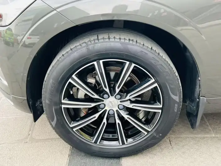 Volvo XC60 2021 Model T5 4WD Smart Range Deluxe Edition – фото 9