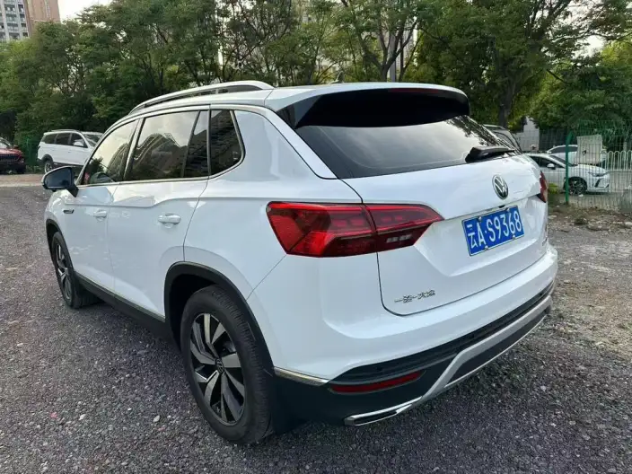 Volkswagen Tayron 2022 Model 330TSI 2WD Luxury Zhilian Edition Plus – фото 3