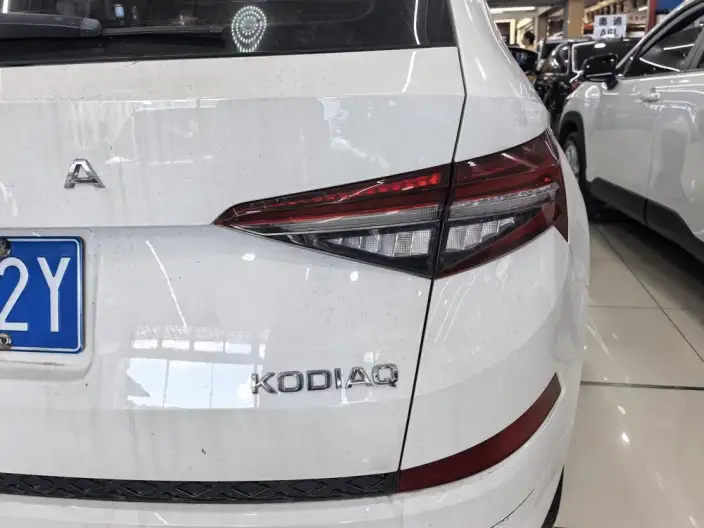 Skoda Kodiaq 2022 Model Facelift TSI330 5 seat 2WD Luxury Edition – фото 7