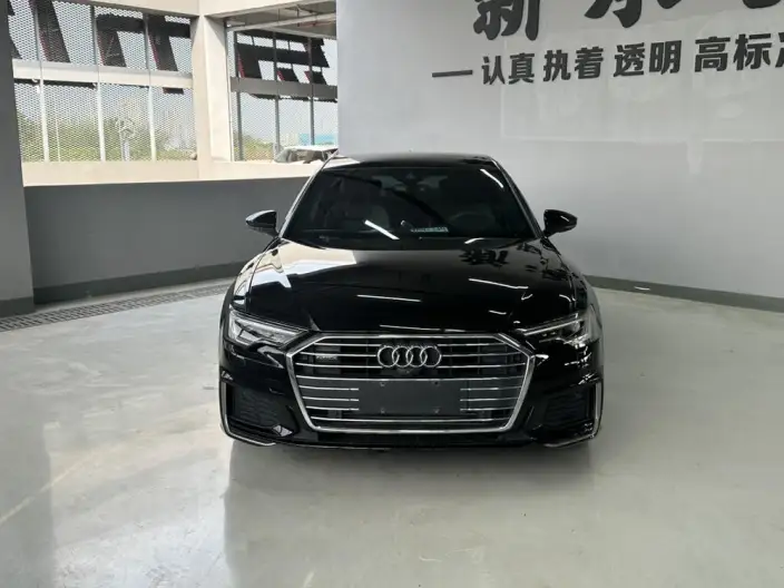 Audi A6L 2022 Model 55 TFSI quattro Exclusive Dynamic Model – фото 2
