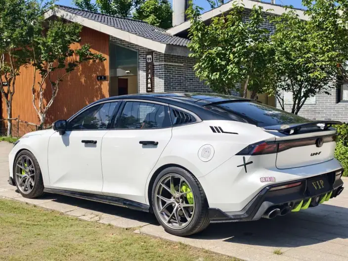 Changan UNI-V 2023 Model 1.5T Sports Edition – фото 4