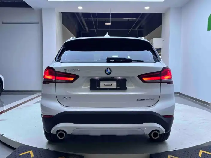 BMW X1 2022 Model sDrive20Li Exclusive Model – фото 5