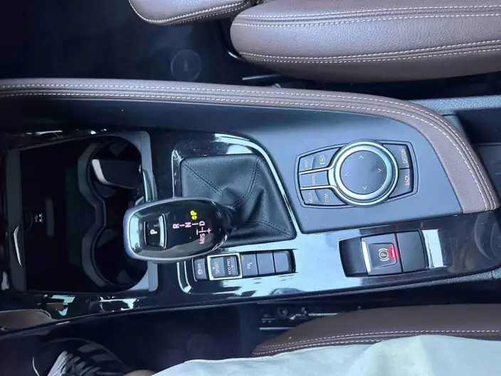 BMW X1 2022 Model sDrive20Li Exclusive Model – фото 8