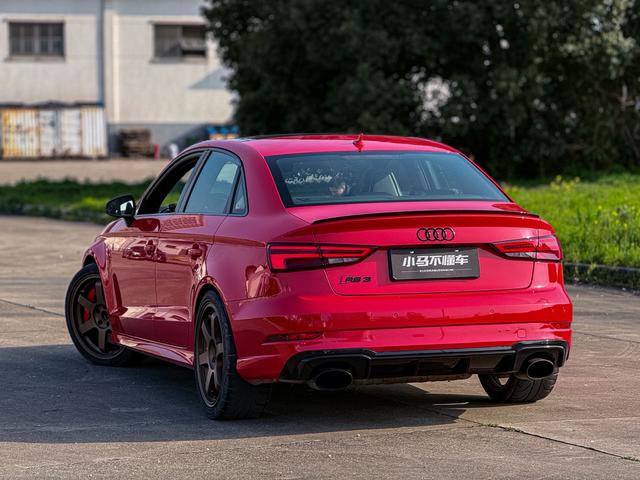 Audi RS 3 2017 модификация RS 3 2.5T Limousine – фото 18