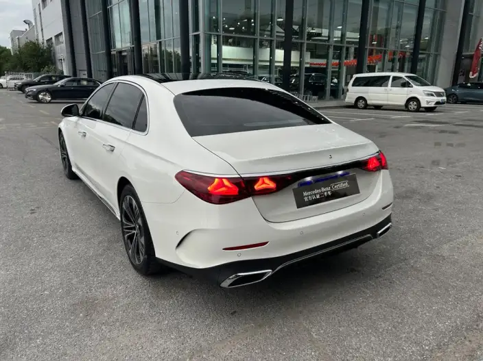Mercedes-Benz E-Class 2024 Model E 300 L Fashion Model Sports sedan – фото 4