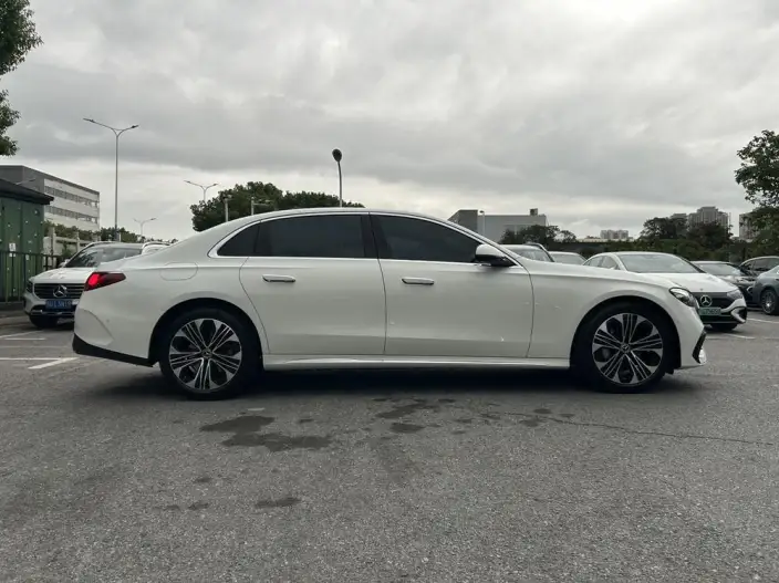 Mercedes-Benz E-Class 2024 Model E 300 L Fashion Model Sports sedan – фото 7