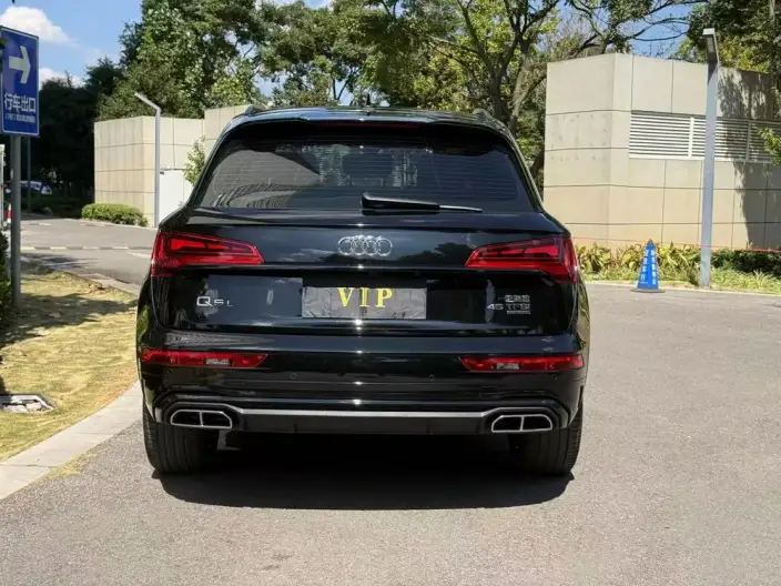 Audi Q5L 2024 Model 45TFSI Luxury Dynamic Model – фото 5