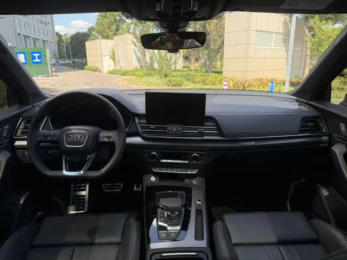 Audi Q5L 2024 Model 45TFSI Luxury Dynamic Model – фото 8