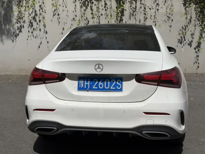 Mercedes-Benz A-class 2021 Model A 200 L Sports sedan Fashion Edition – фото 5
