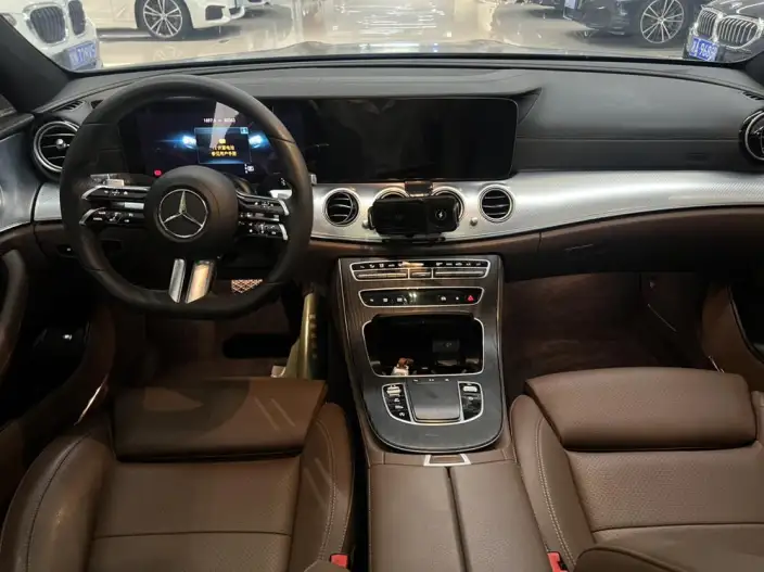 Mercedes-Benz E-Class 2021 Model Facelift E 260 L Sports sedan – фото 10