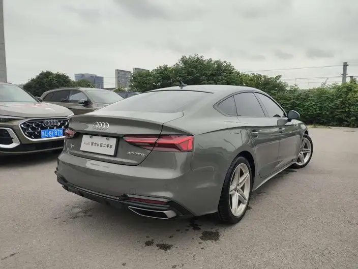 Audi A5 2025 Model Sportback Collector Edition Edition 40 TFSI Fashion Dynamic Model – фото 6