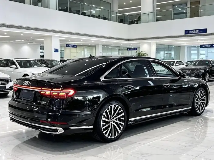 Audi A8 2023 Model A8L 55 TFSI quattro Flagship Model – фото 5