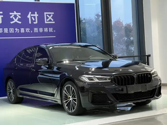 BMW 5 Series 2021 Model 530Li Leading Model M Sports Set – фото 3