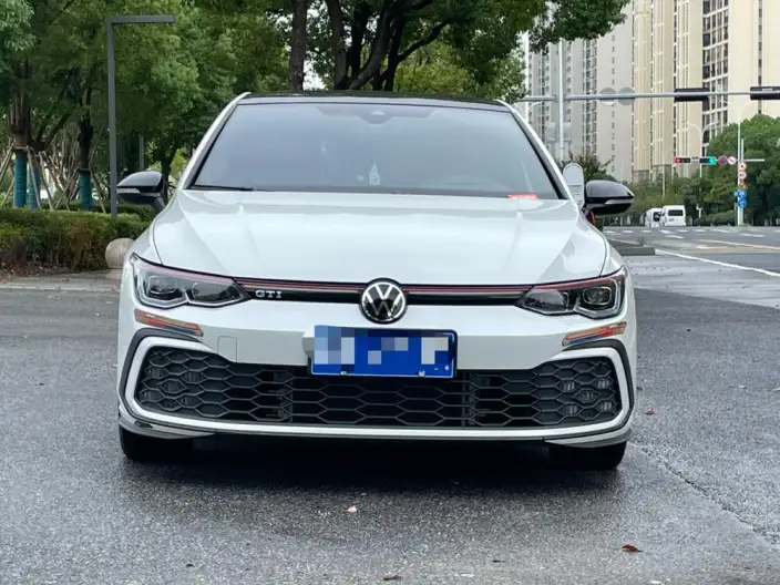 Volkswagen Golf GTI 2021 Model 380TSI DSG GTI – фото 2