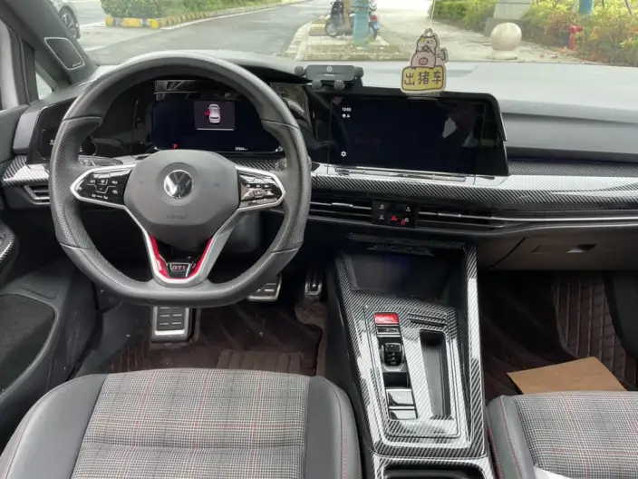 Volkswagen Golf GTI 2021 Model 380TSI DSG GTI – фото 8