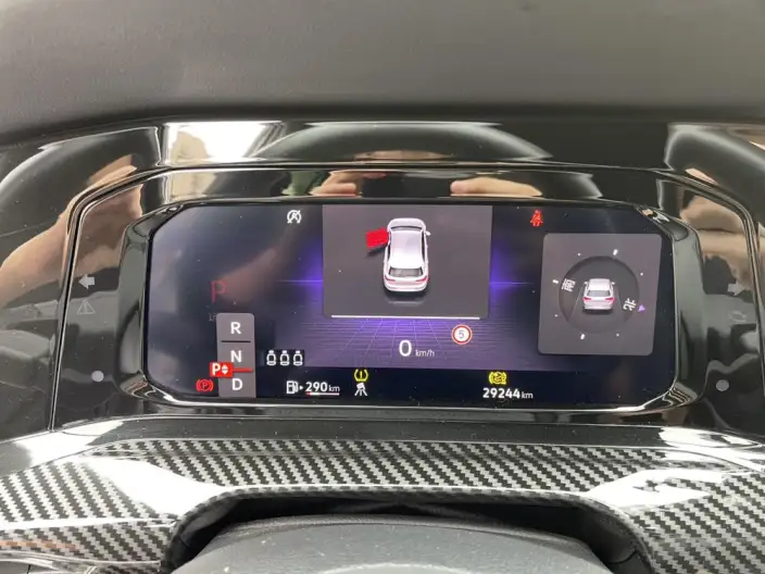 Volkswagen Golf GTI 2021 Model 380TSI DSG GTI – фото 10