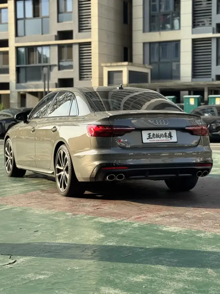 Audi S4 2023 Model 3.0TFSI – фото 2