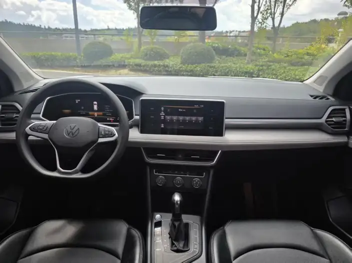 Volkswagen Tharu 2024 Model 300TSI 2WD Crescent Moon Edition – фото 10