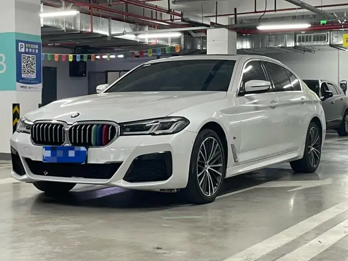 BMW 5 Series 2022 Model Facelift II 530Li Leading Model M Sports Set – фото 1