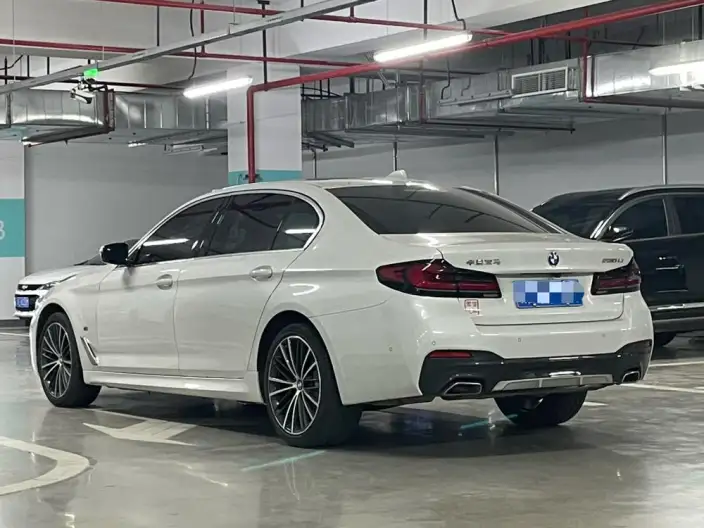 BMW 5 Series 2022 Model Facelift II 530Li Leading Model M Sports Set – фото 4