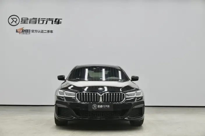 BMW 5 Series 2022 Model Facelift 525Li M Sports Set – фото 2