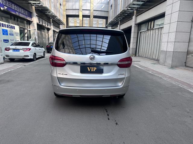 Buick GL8 2018 28T Comfort China VI – фото 5