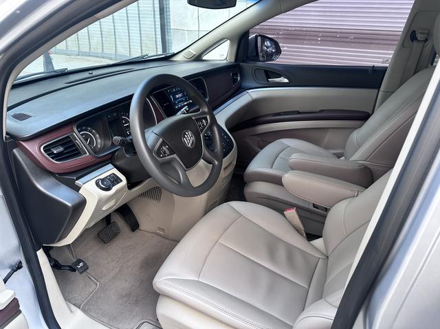 Buick GL8 2018 28T Comfort China VI – фото 9
