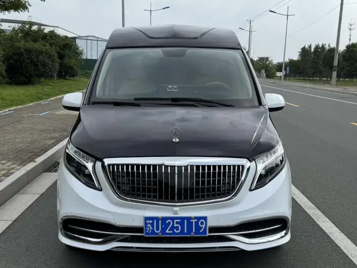 Viano 2021 Model 2.0T Business Edition 7 seat – фото 2