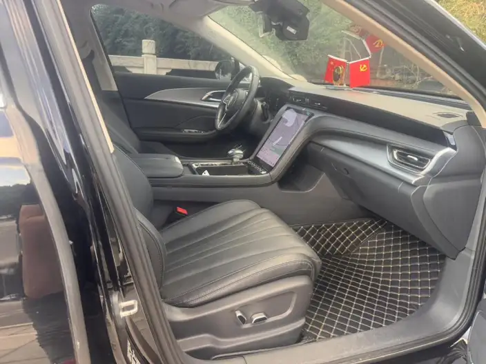 Hongqi H5 2023 Model 2.0T Automatic Smart Flag Enjoy Edition – фото 9