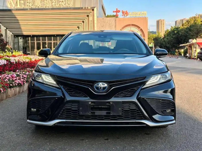 Toyota Camry 2021 Model Hybrid 2.5HS Fengshang Edition – фото 2