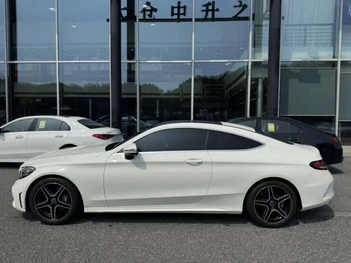 Mercedes-Benz C-Class Imported 2021 Model C 260 Coupe – фото 4