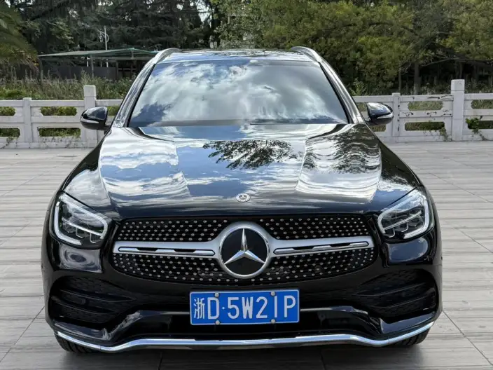 Mercedes-Benz GLC 2020 Model GLC 260 L 4MATIC Luxury Model – фото 2