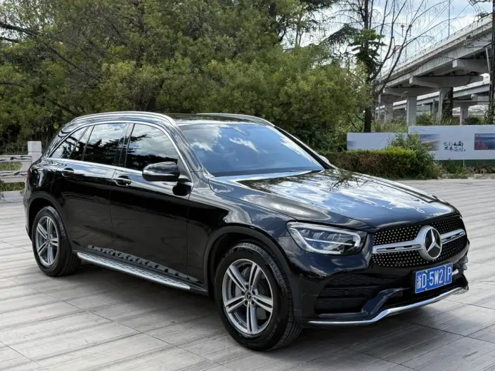 Mercedes-Benz GLC 2020 Model GLC 260 L 4MATIC Luxury Model – фото 3