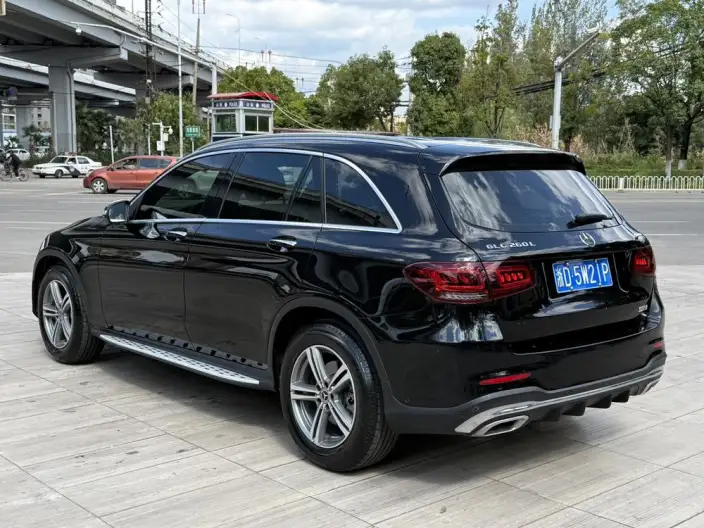 Mercedes-Benz GLC 2020 Model GLC 260 L 4MATIC Luxury Model – фото 5