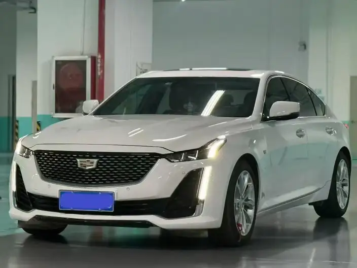 Cadillac CT5 2022 Model 28T Fashion Model – фото 1