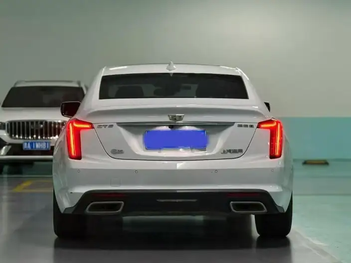 Cadillac CT5 2022 Model 28T Fashion Model – фото 5