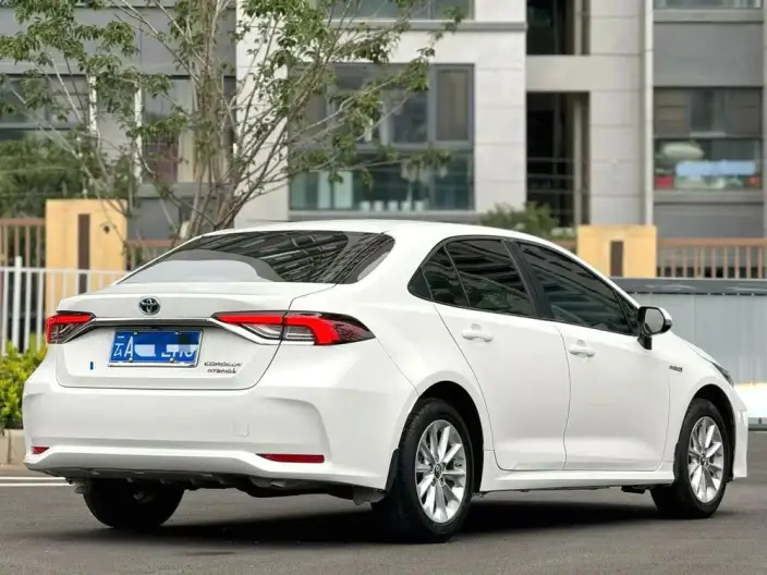 Toyota Corolla 2022 Model Hybrid 1.8L E-CVT Pioneer Edition – фото 4