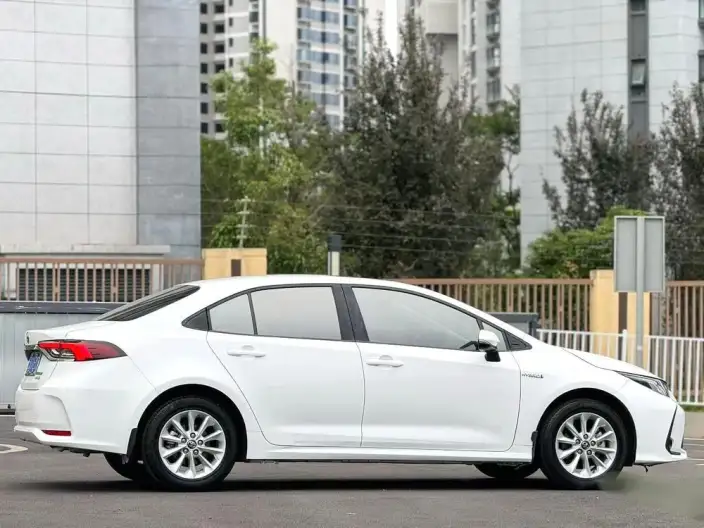 Toyota Corolla 2022 Model Hybrid 1.8L E-CVT Pioneer Edition – фото 5