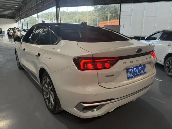 Ford Mondeo 2022 Model EcoBoost 245 Supreme Model – фото 4