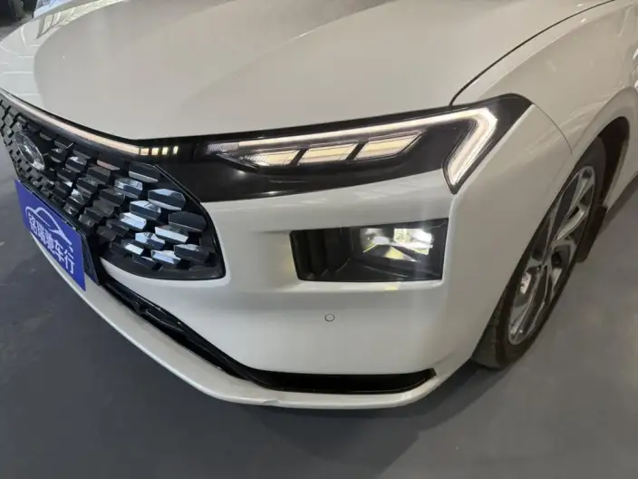 Ford Mondeo 2022 Model EcoBoost 245 Supreme Model – фото 7